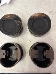 Porsche 944 83-85 piston heads