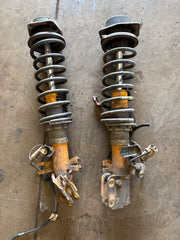 Strut assembly (passenger side broken) M030